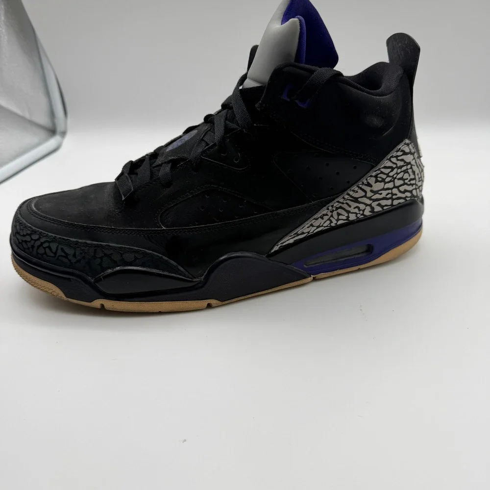 Jordan Sneakers Mens US 12 Black Son Of Low Grape Ice White 580603-008 Elephant